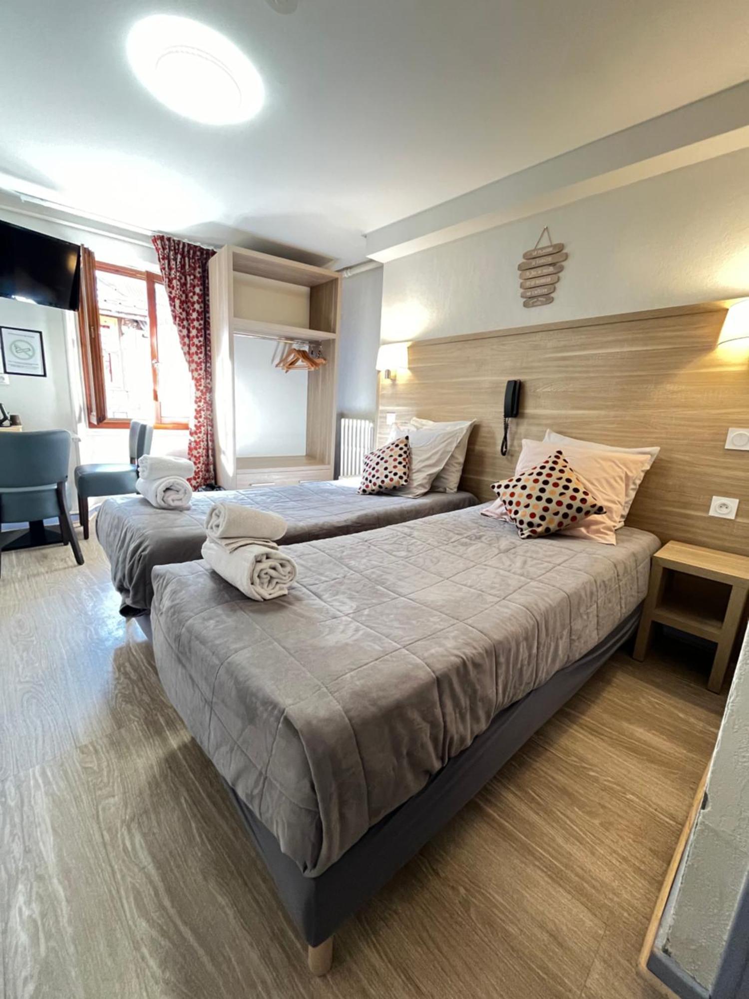 Hotel Du Cheval Blanc بارسلونات المظهر الخارجي الصورة