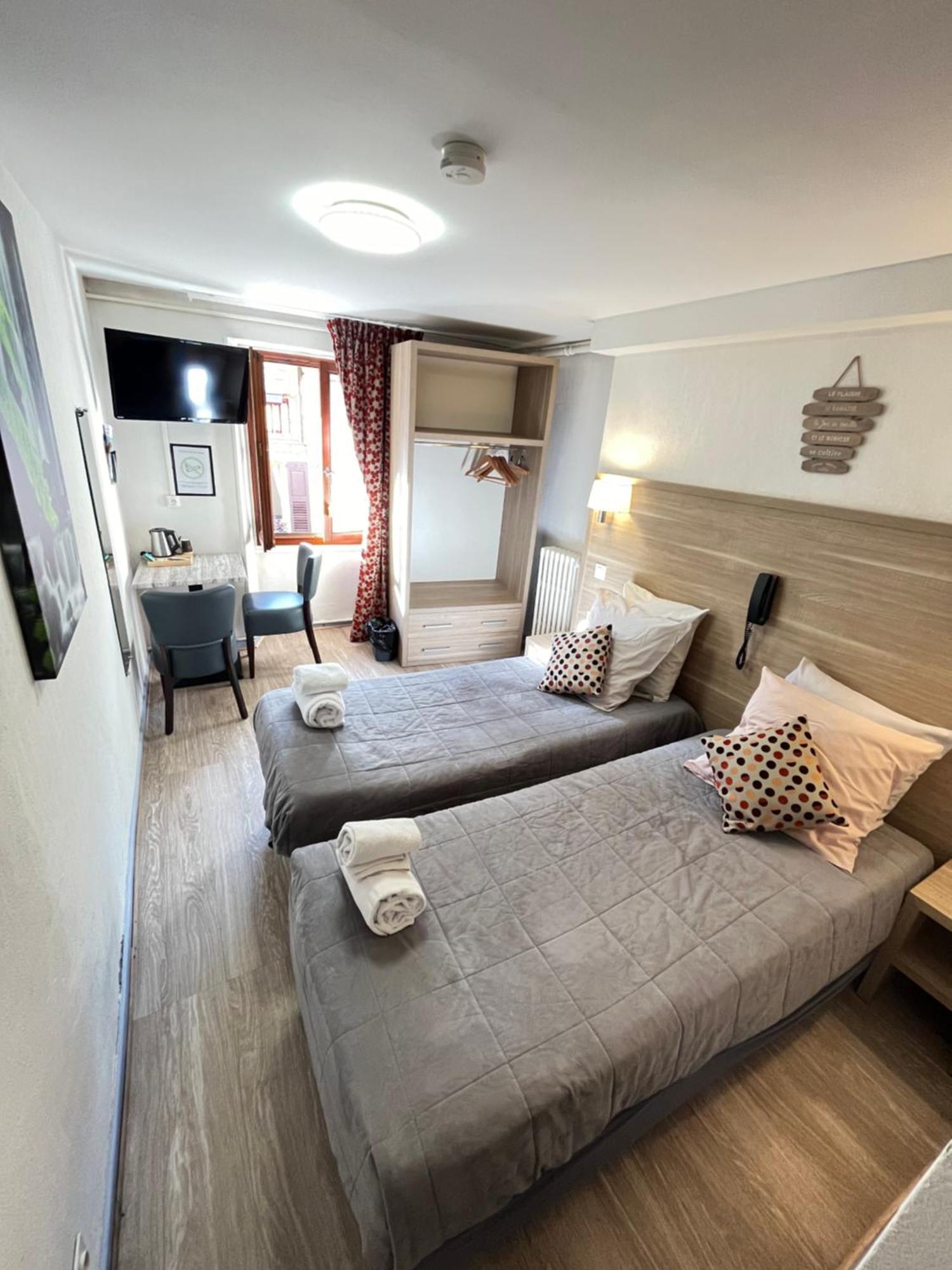 Hotel Du Cheval Blanc بارسلونات المظهر الخارجي الصورة
