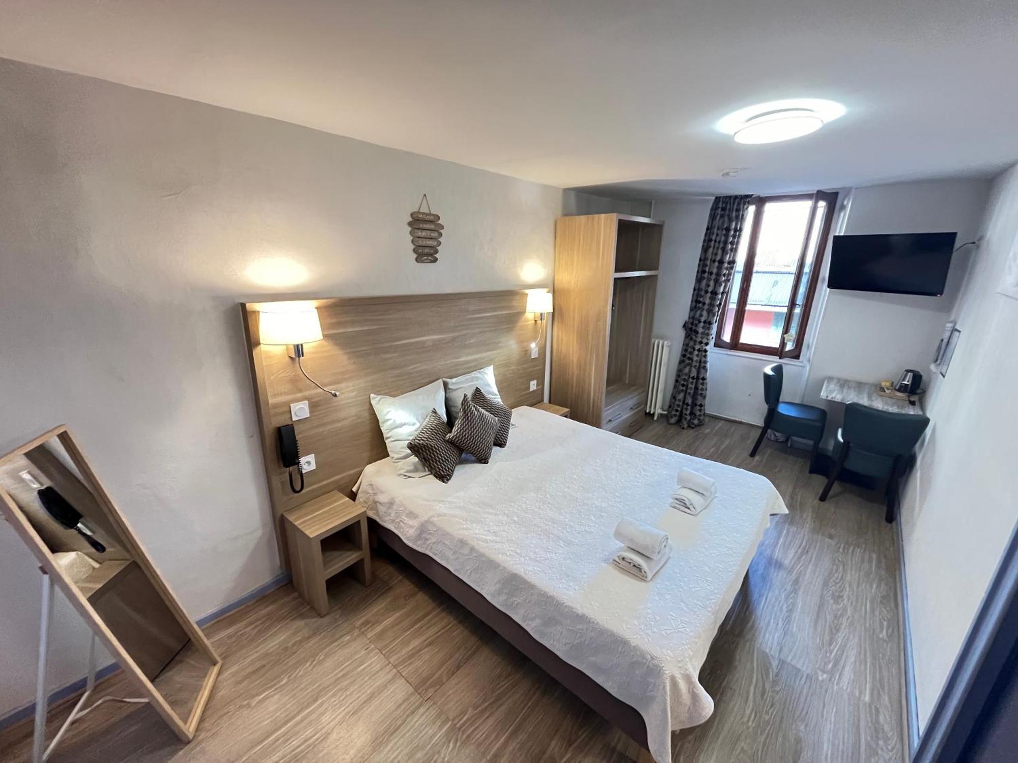 Hotel Du Cheval Blanc بارسلونات المظهر الخارجي الصورة